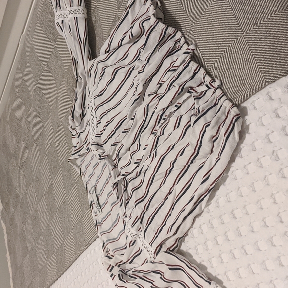 Hollister Top - Picture 4 of 5